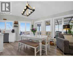 Family room - 418011 336 Street E, Rural Foothills County, AB T0L0J0 Photo 10