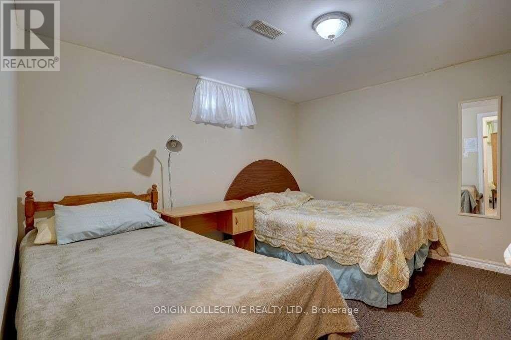 BASEMENT - 42 PAR AVENUE, Toronto (Woburn) — photo 6