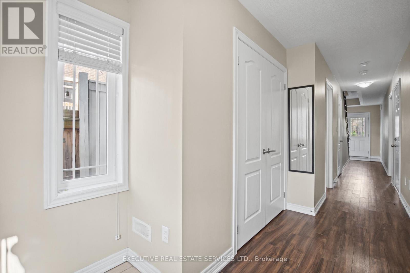 20 Waterstone Way, Whitby, ON photo 12