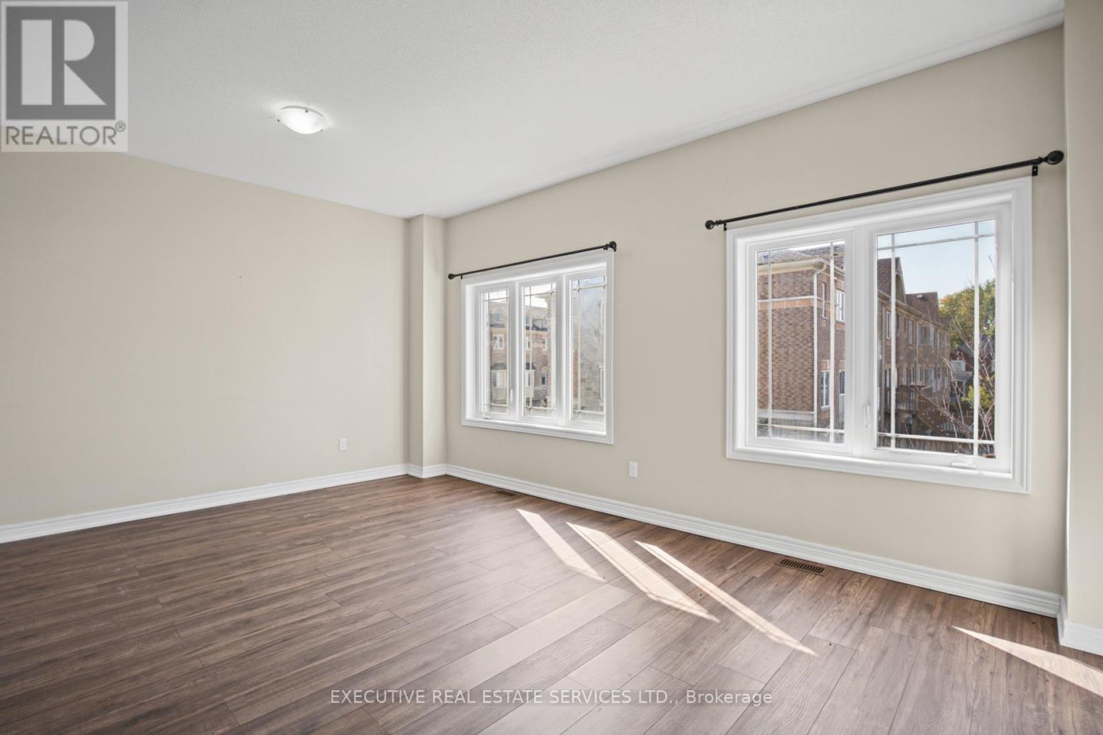 20 Waterstone Way, Whitby, ON photo 29