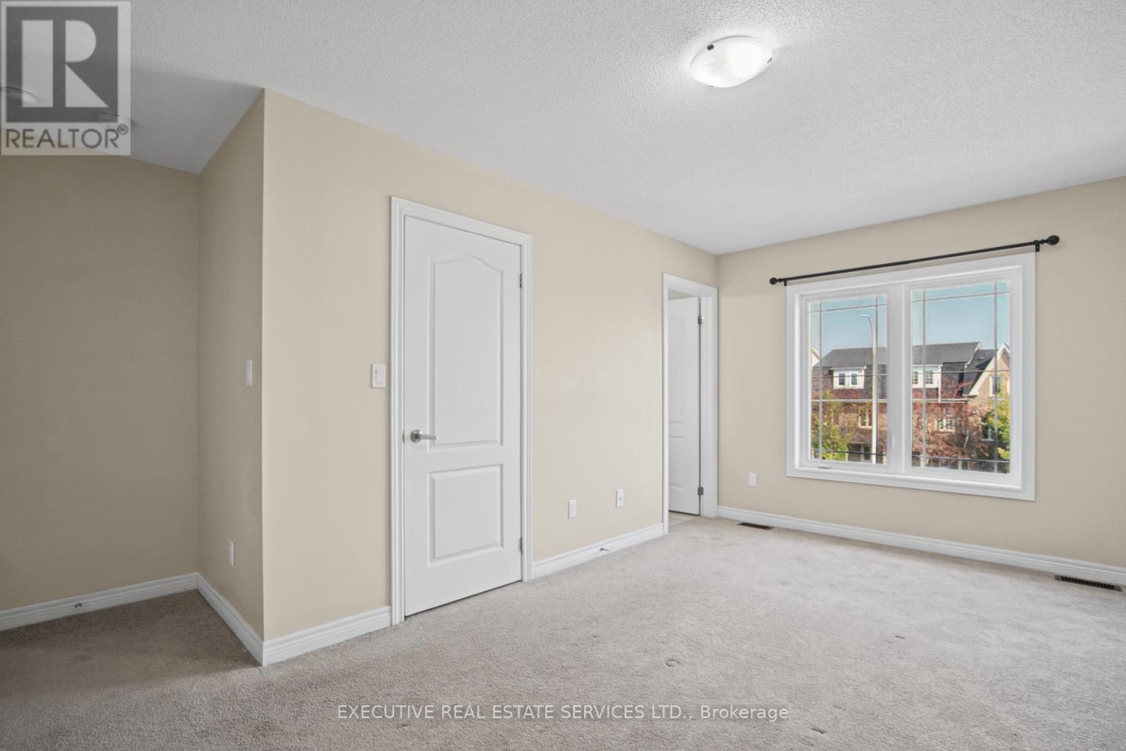 20 Waterstone Way, Whitby, ON photo 35