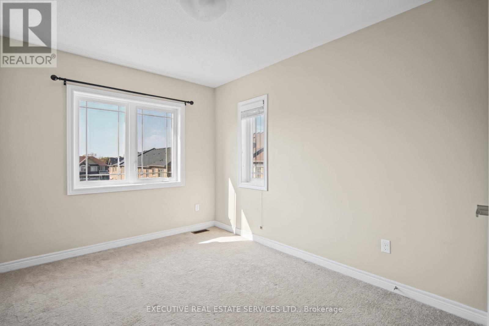 20 Waterstone Way, Whitby, ON photo 43