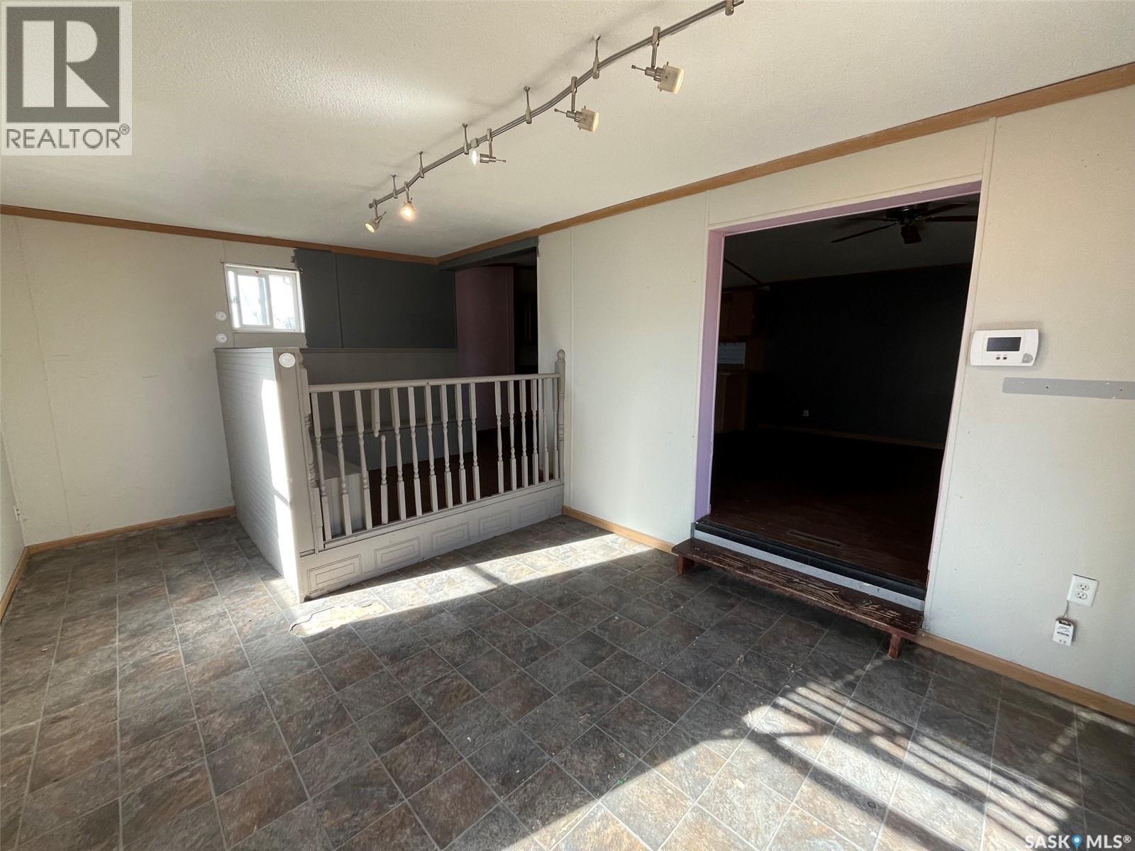 83 106 1st AVENUE - 12