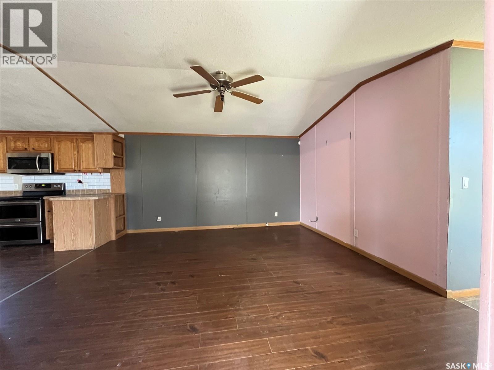 83 106 1st AVENUE - 15