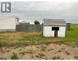 Laundry room - 83 106 1st Avenue, Weyburn, SK S4H2J1 Photo 6
