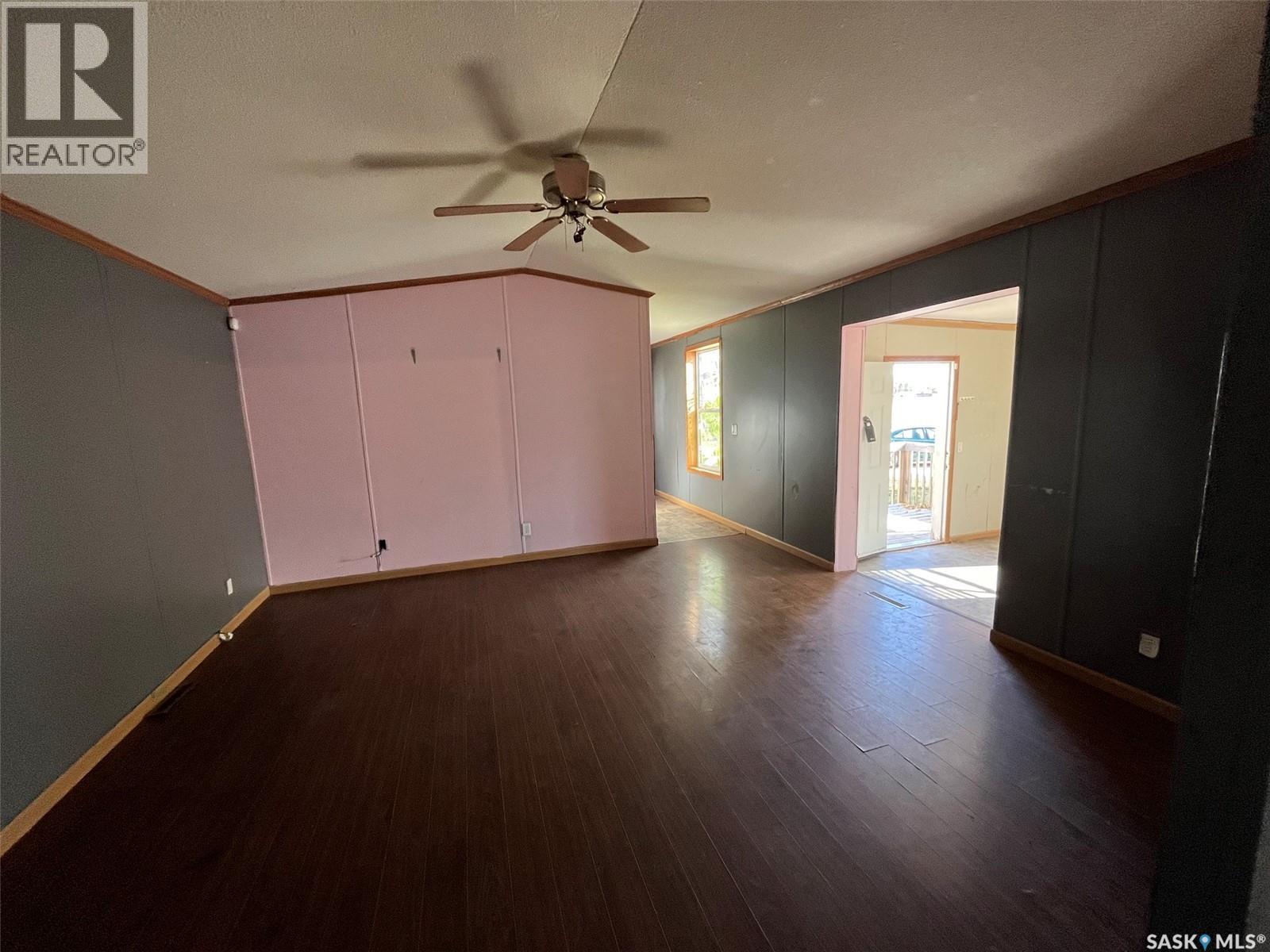 83 106 1st AVENUE - 32