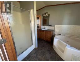 83 106 1st Avenue, Weyburn, SK S4H2J1 Photo 28