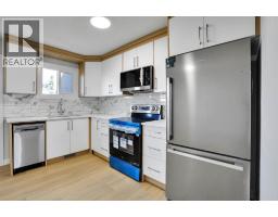 Bedroom - 99 Penworth Close Se, Calgary, AB T2A5N4 Photo 10