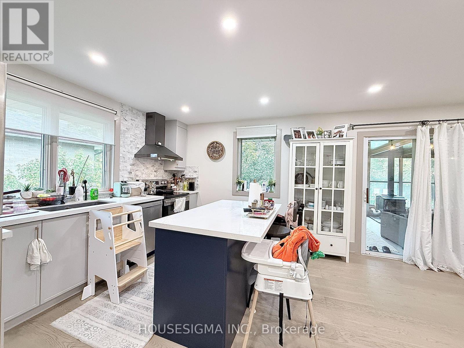 335 LEES LANE, Oakville (WO West) — photo 11