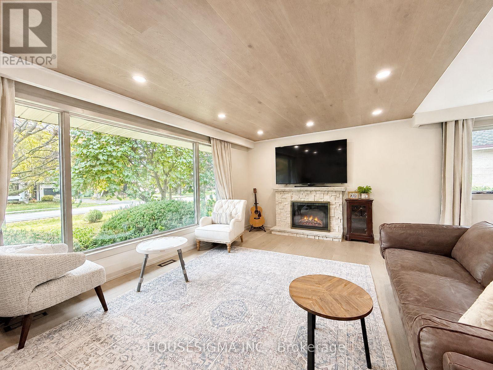 335 LEES LANE, Oakville (WO West) — photo 6