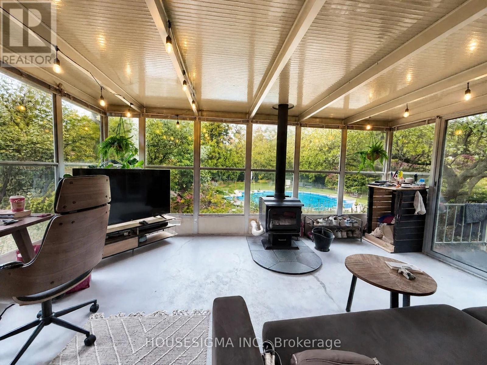 335 LEES LANE, Oakville (WO West) — photo 8