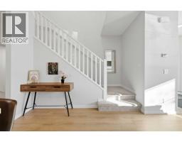 5pc Bathroom - 15113 37 Street Sw, Calgary, AB T2Y0R7 Photo 6