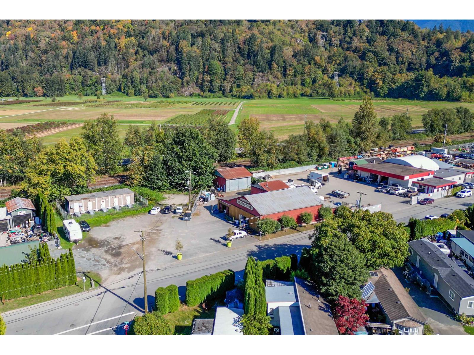 Photo of 7323 PIONEER AVENUE, Agassiz 9