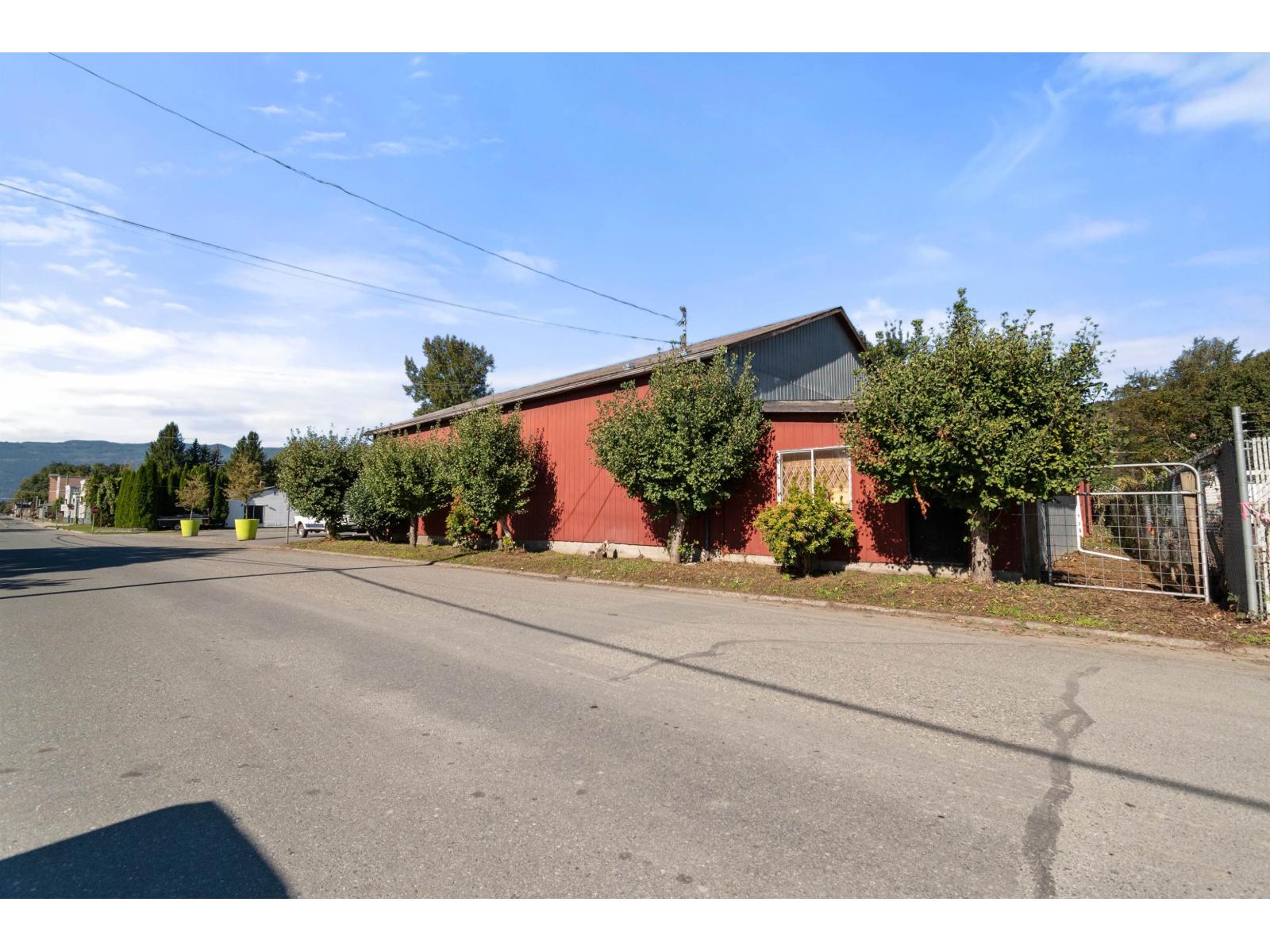 Photo of 7323 PIONEER AVENUE, Agassiz 25
