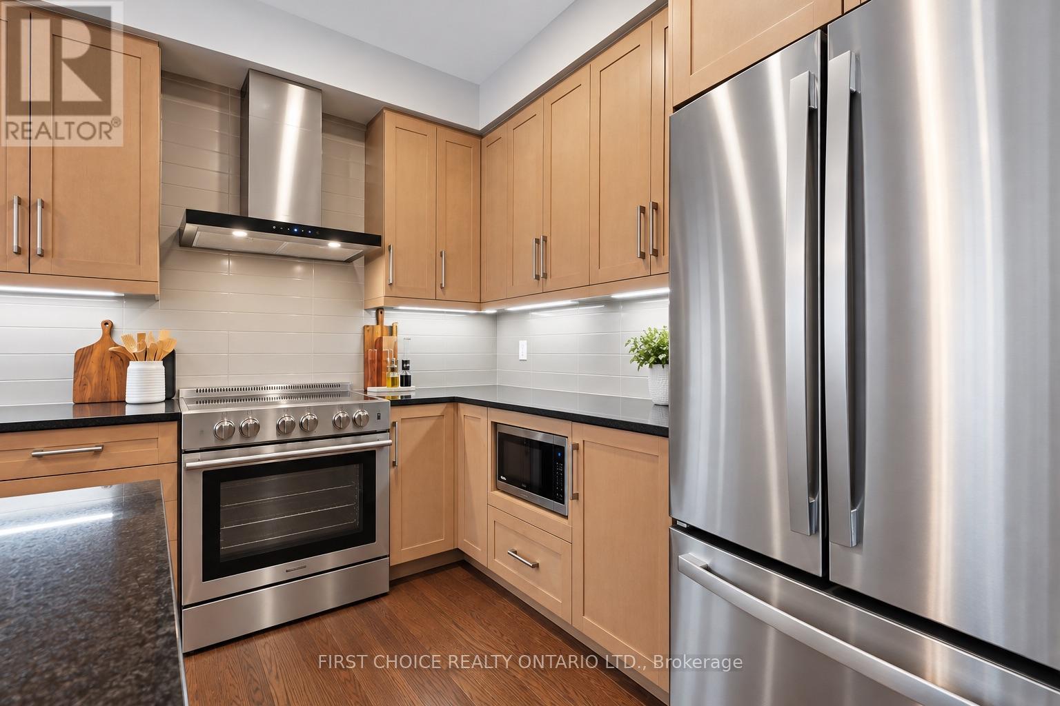 74 MICHAEL STOQUA STREET, Ottawa — photo 10
