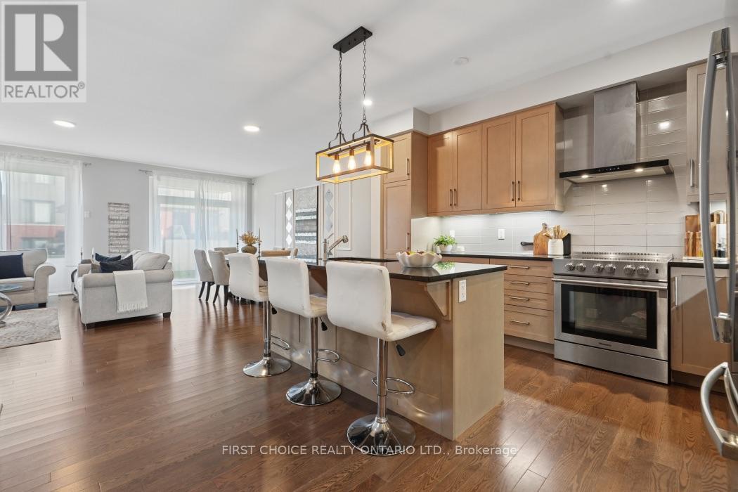 74 MICHAEL STOQUA STREET, Ottawa — photo 6