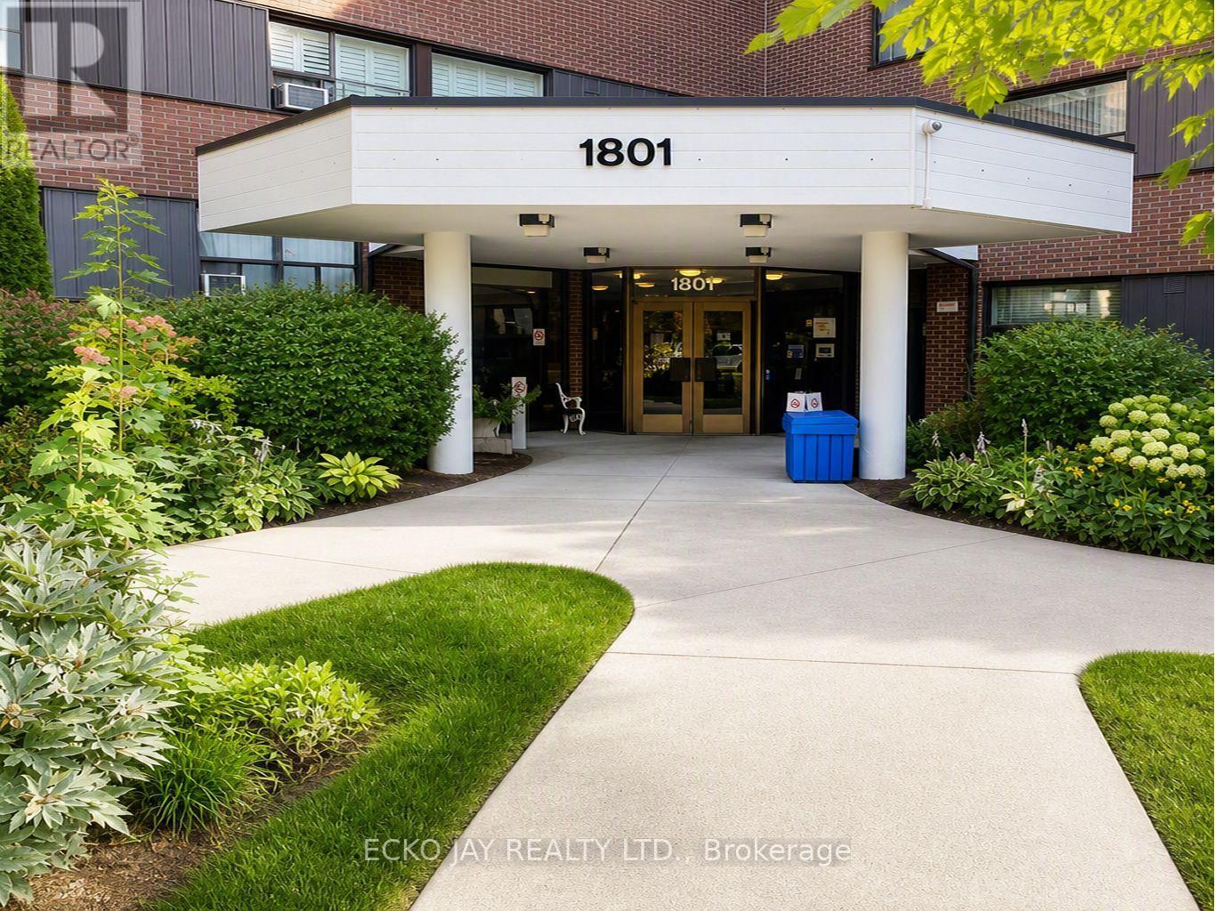 116 - 1801 O'CONNER DRIVE, Toronto (Victoria Village)