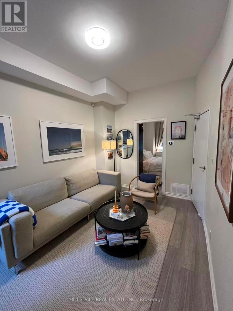 MAIN FLOOR - 220 CLAREMONT STREET, Toronto (Trinity-Bellwoods) — photo 3