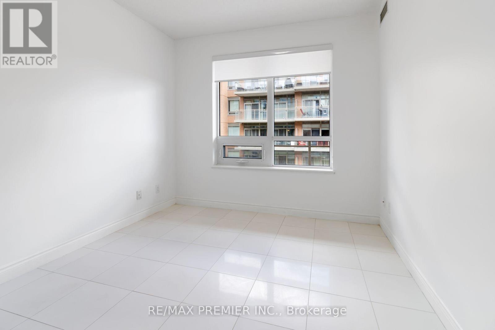 281 Woodbridge Avenue — photo 24
