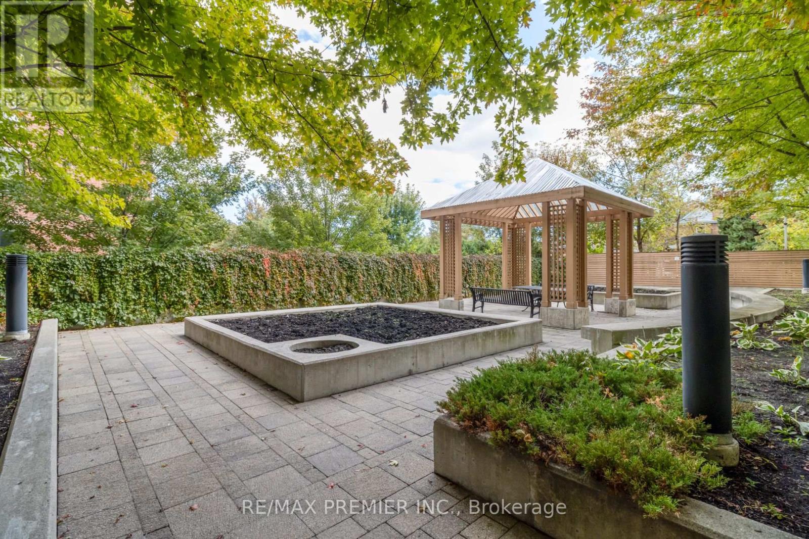 281 Woodbridge Avenue — photo 39