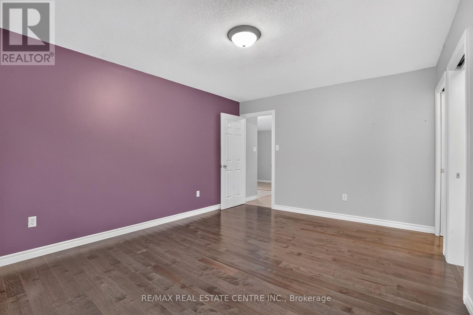 10 PATTISON PLACE - 23
