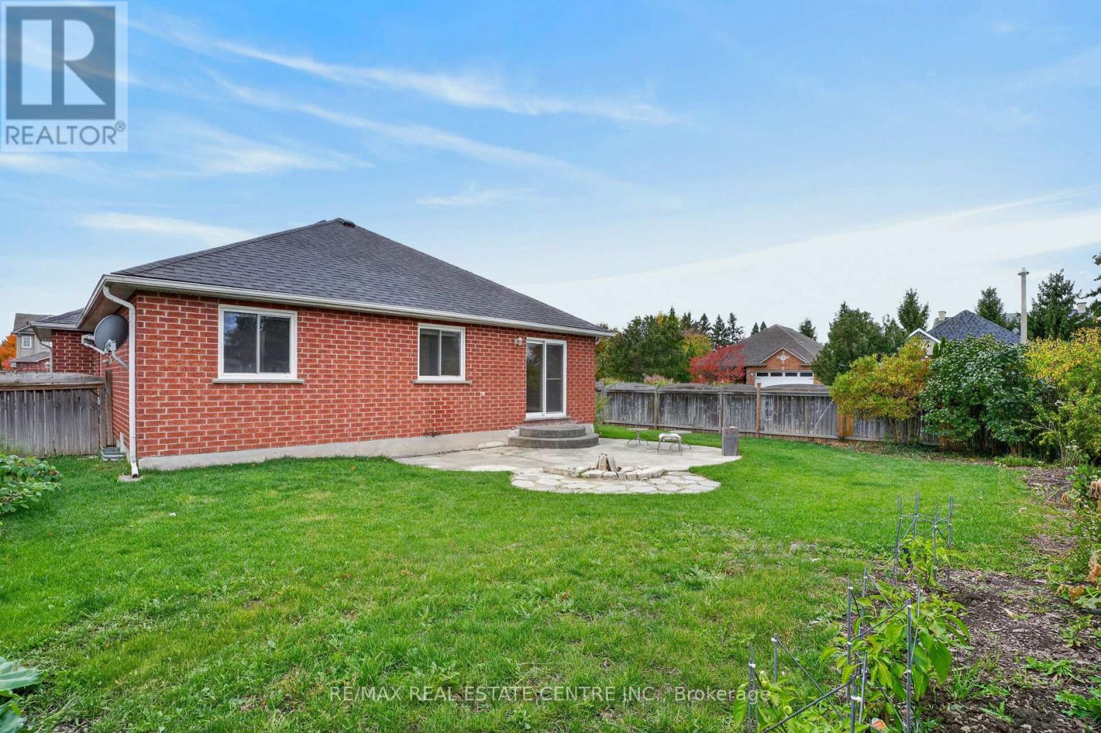 10 PATTISON PLACE - 45