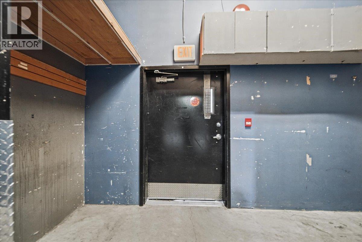 1359 MAIN STREET, North Vancouver - Image 1