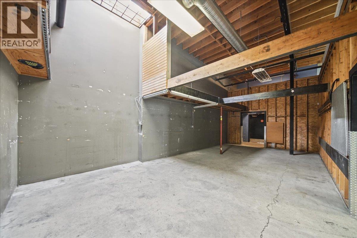 1359 MAIN STREET, North Vancouver - Image 1