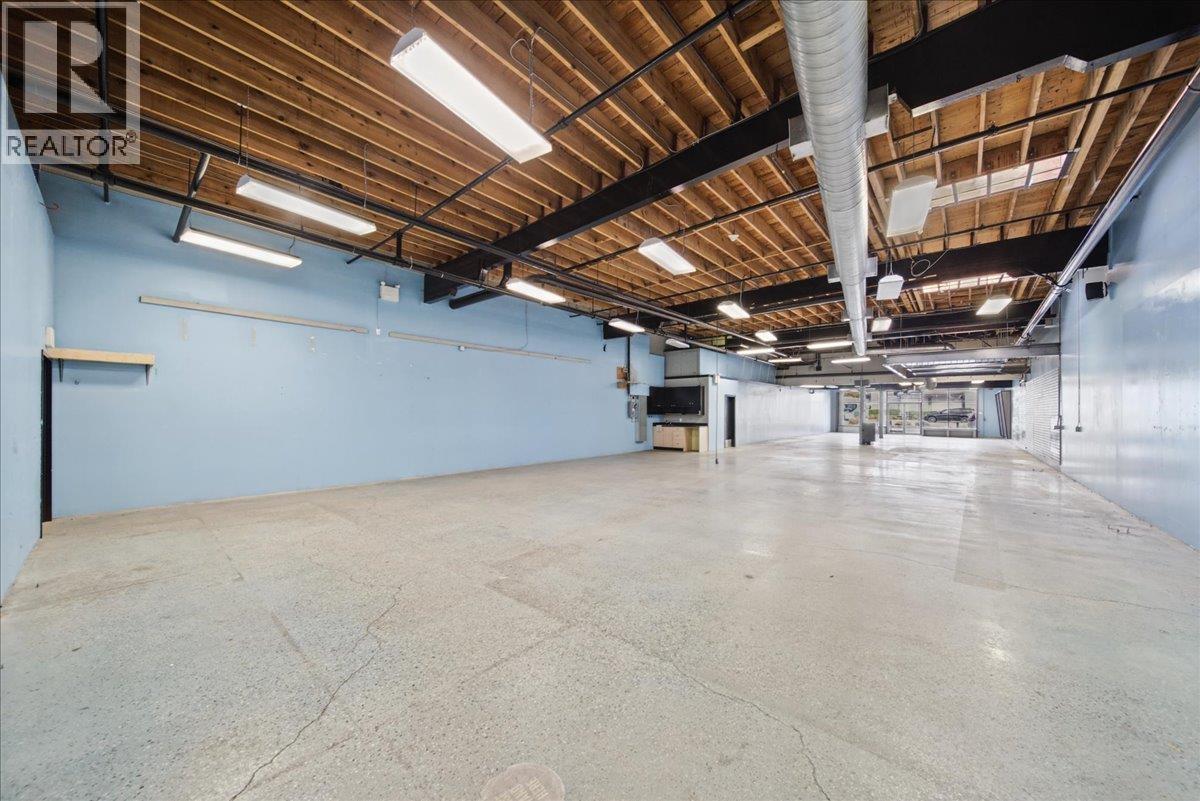 1359 MAIN STREET, North Vancouver - Image 1