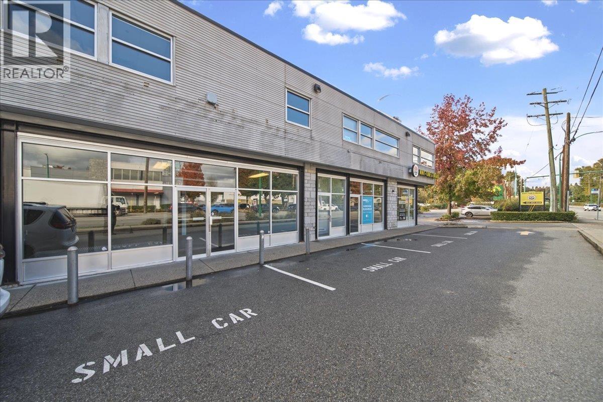 1359 MAIN STREET, North Vancouver - Image 1