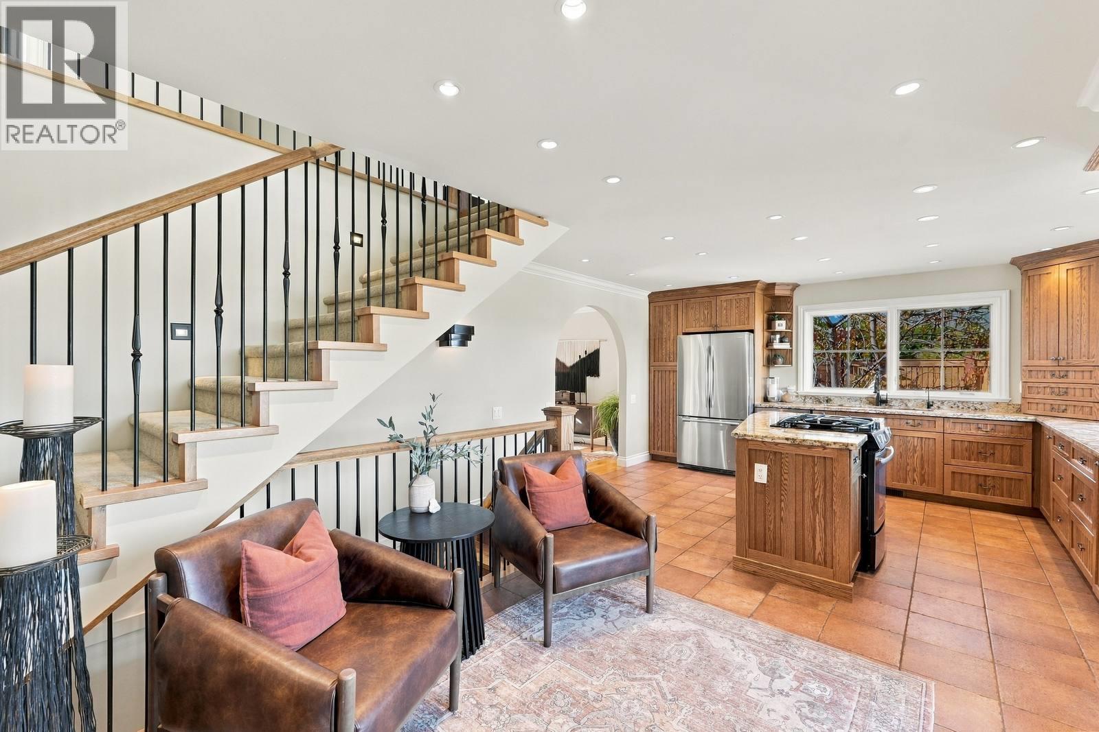 5047 Seon Crescent - 9