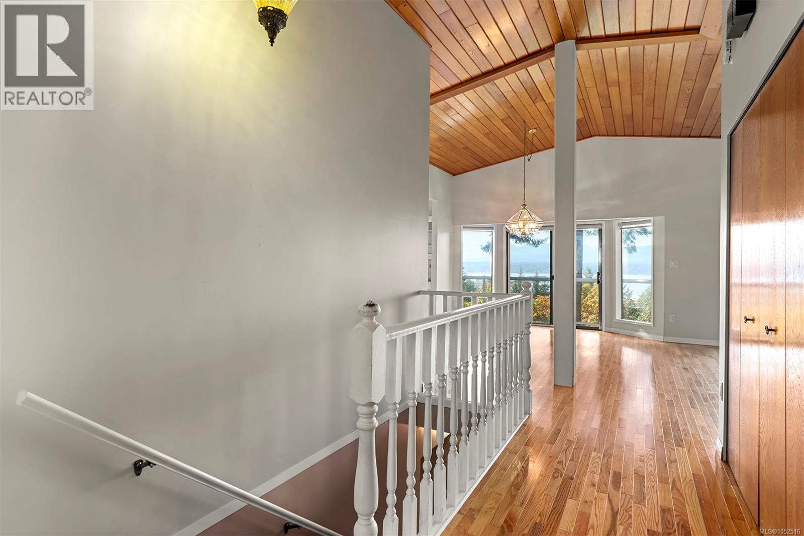 1183 Moore Rd - 52