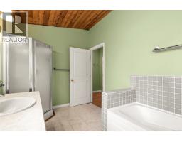 1183 Moore Rd, Comox, BC V9M3X1 Photo 46