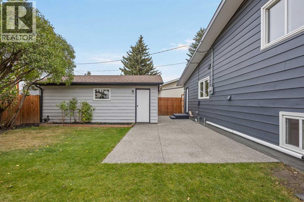 467 Queen Charlotte Road SE - photo 44