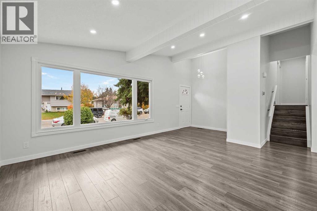 467 Queen Charlotte Road SE - photo 6