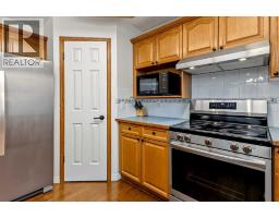 Bedroom - 1515 Sunvista Way Se, Calgary, AB T2X3G3 Photo 12