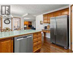 Bedroom - 1515 Sunvista Way Se, Calgary, AB T2X3G3 Photo 11