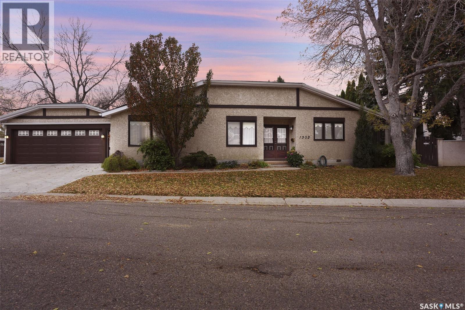 1302 Gryphons WALK, Regina — photo 2