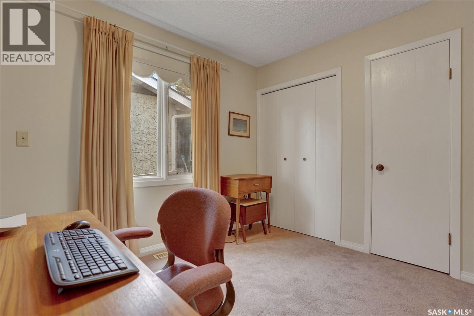 1302 Gryphons WALK, Regina — photo 29
