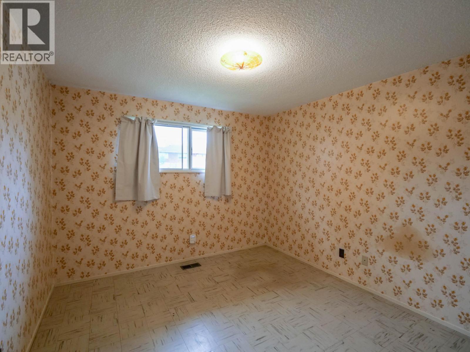 510 PINCHBECK STREET - 19