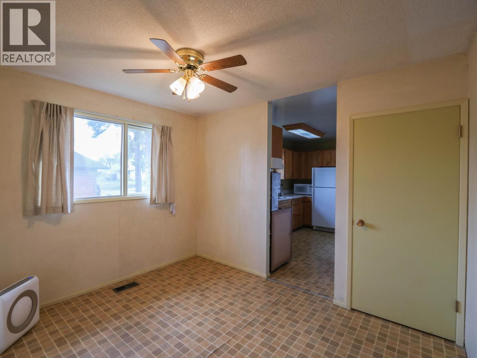 510 PINCHBECK STREET - 7