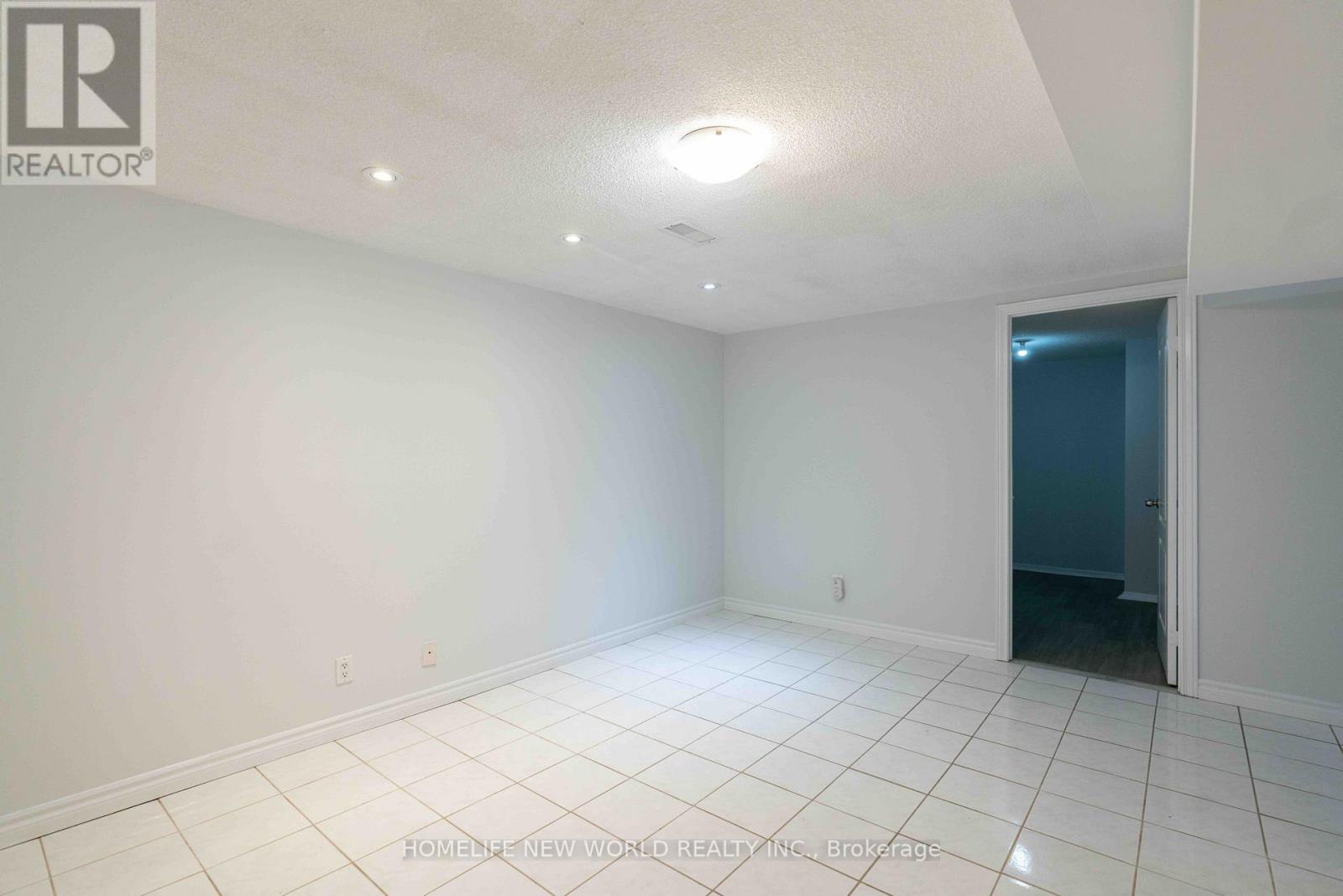 102 Alexmuir Boulevard, Toronto, ON photo 46