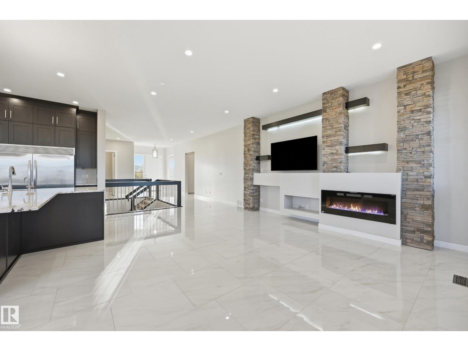 #106 Tuscano Close, photo 15
