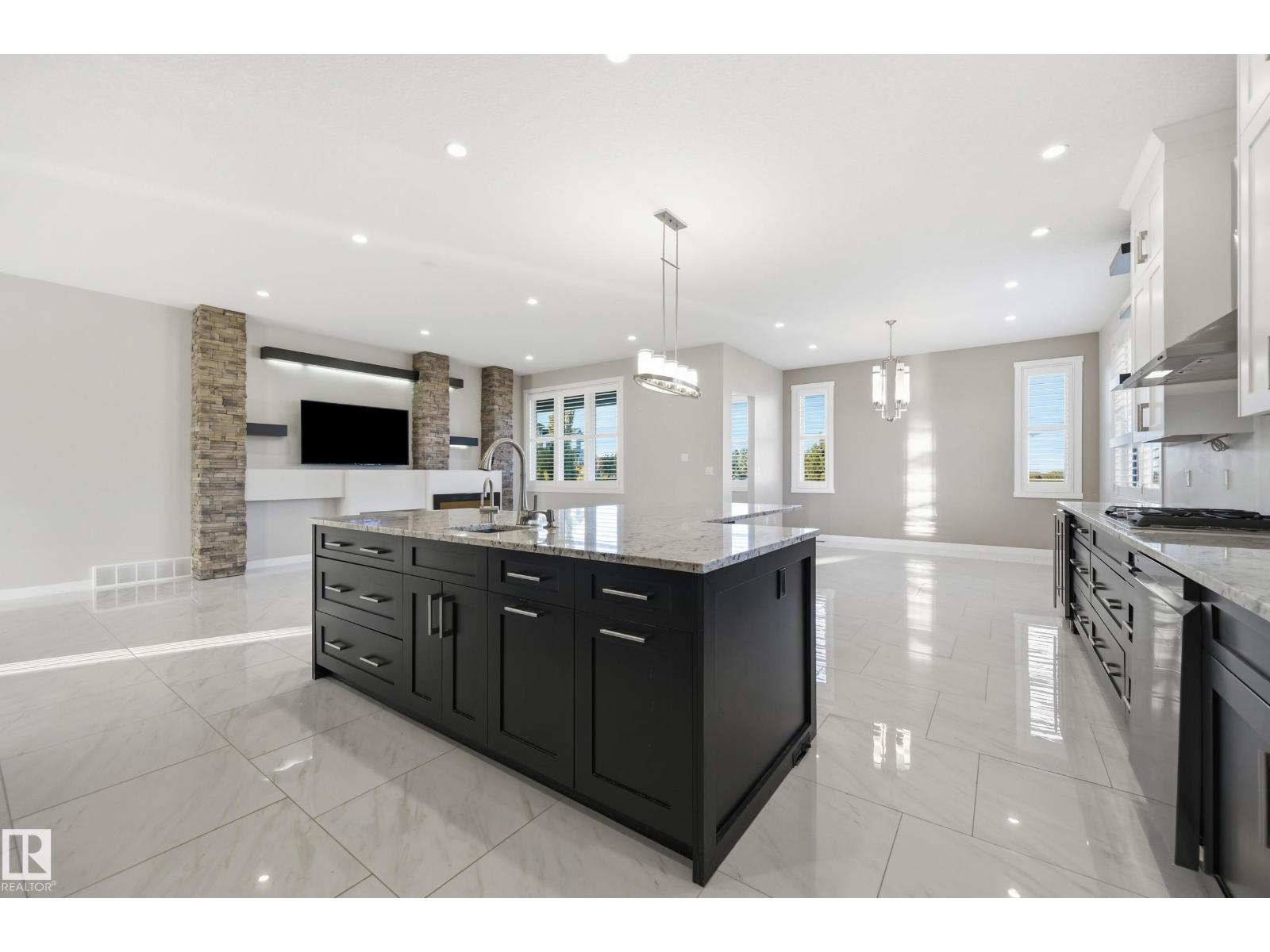 #106 Tuscano Close, photo 16