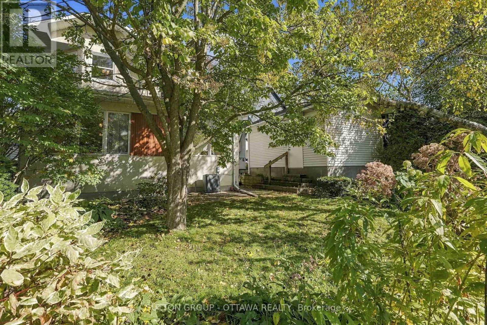 556 Westminster Avenue Northwest — photo 49