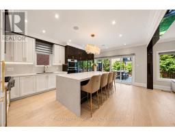492 Old Orchard Grove, Toronto, ON M5M2G5 Photo 18