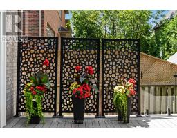 492 Old Orchard Grove, Toronto, ON M5M2G5 Photo 36