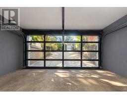 492 Old Orchard Grove, Toronto, ON M5M2G5 Photo 42