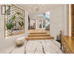 Family room - 492 Old Orchard Grove, Toronto, ON M5M2G5 Photo 6