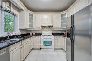 182 Finch Avenue East, Toronto, ON photo 8